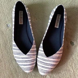 Kelly & Katie flats SZ 8  NWT